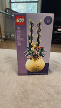 Photo 1 of Flowerpot