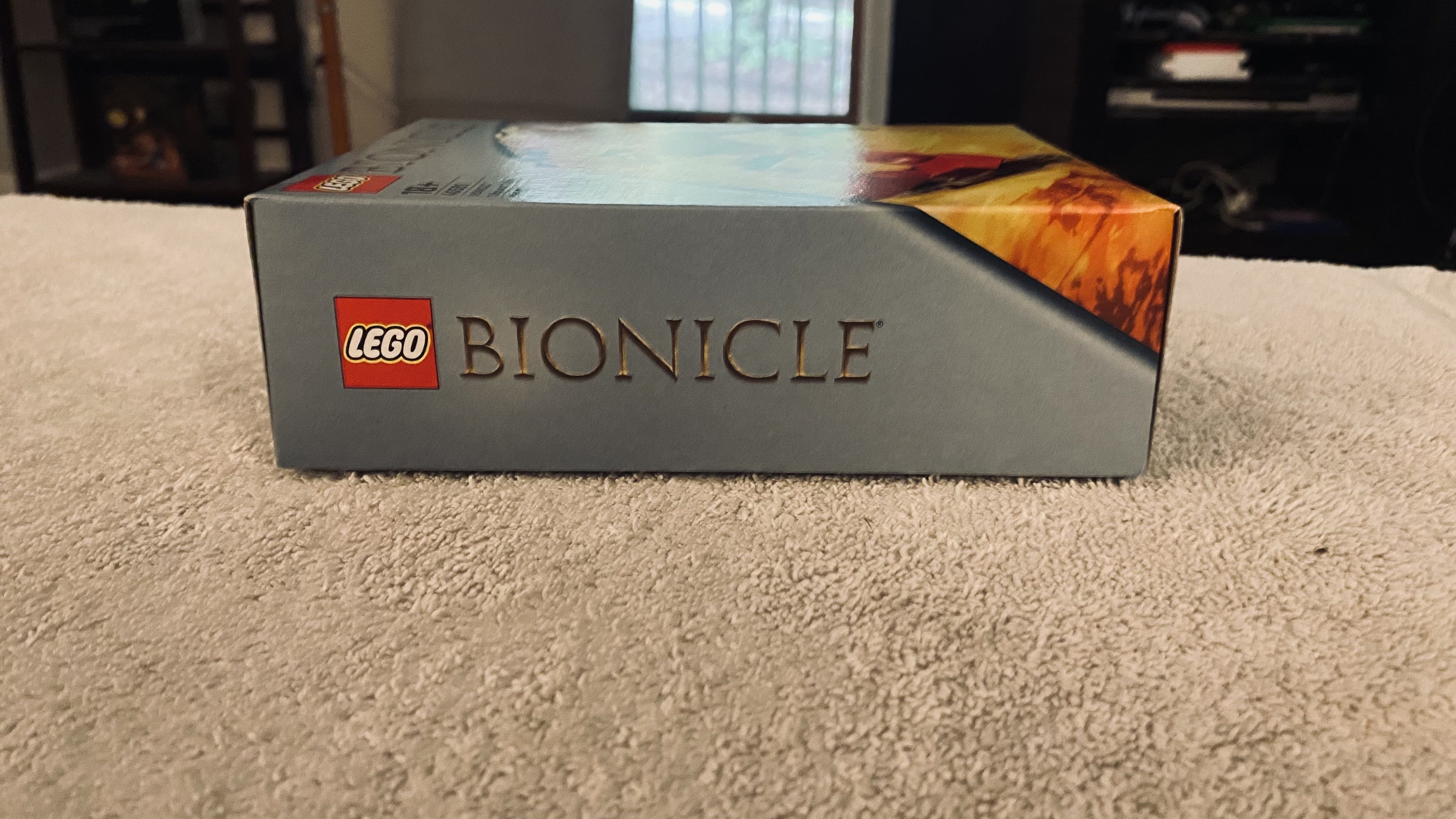 Photo 3 of BIONICLE Tahu and Takua